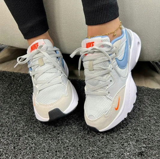 Nike Camara